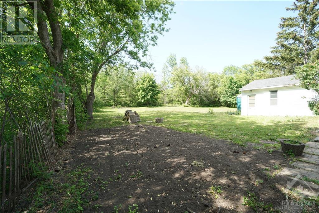 7771 Lawrence Street, Ottawa, Ontario  K0A 3J0 - Photo 9 - 1407654