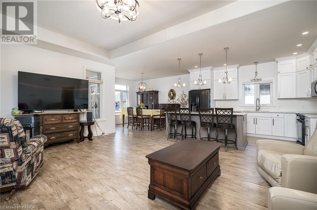 10 Briarwood Crescent, Napanee, Ontario  K7R 3A1 - Photo 4 - 40628971