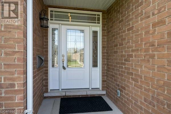 10 Briarwood Crescent, Napanee, Ontario  K7R 3A1 - Photo 2 - 40628971