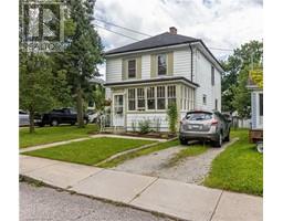 332 QUEEN Street, woodstock, Ontario