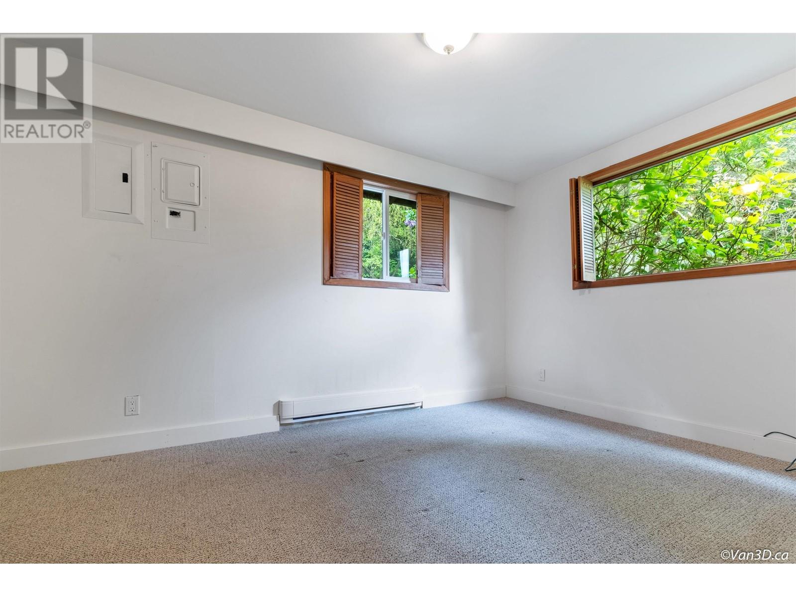 4541 Stonehaven Avenue, North Vancouver, British Columbia  V0V 0V0 - Photo 13 - R2916666