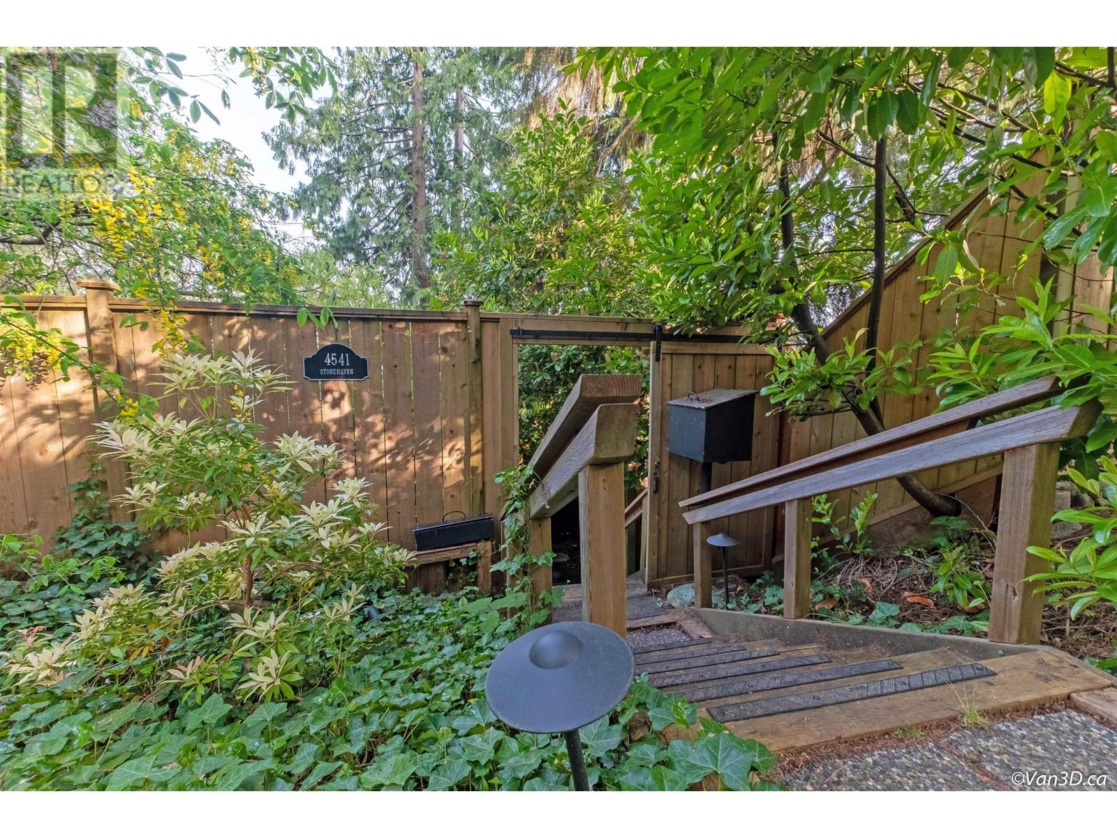 4541 Stonehaven Avenue, North Vancouver, British Columbia  V0V 0V0 - Photo 19 - R2916666
