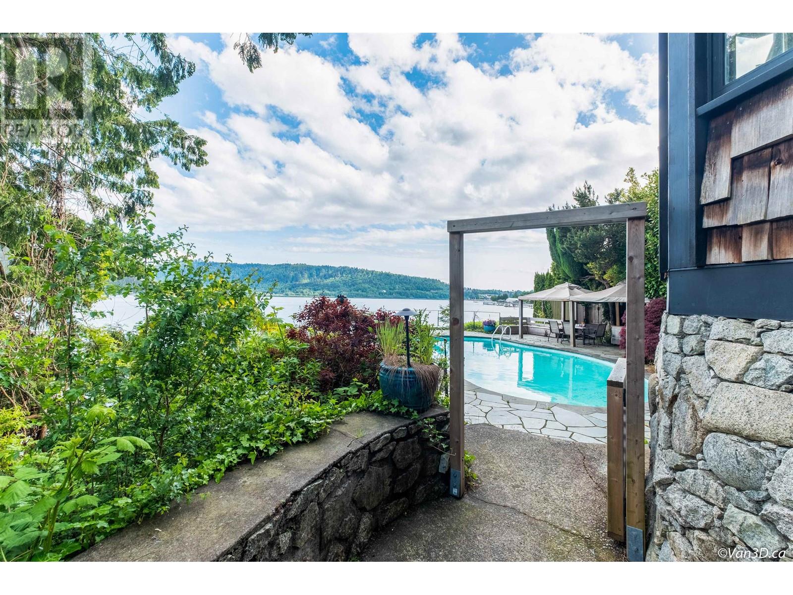 4541 Stonehaven Avenue, North Vancouver, British Columbia  V0V 0V0 - Photo 20 - R2916666