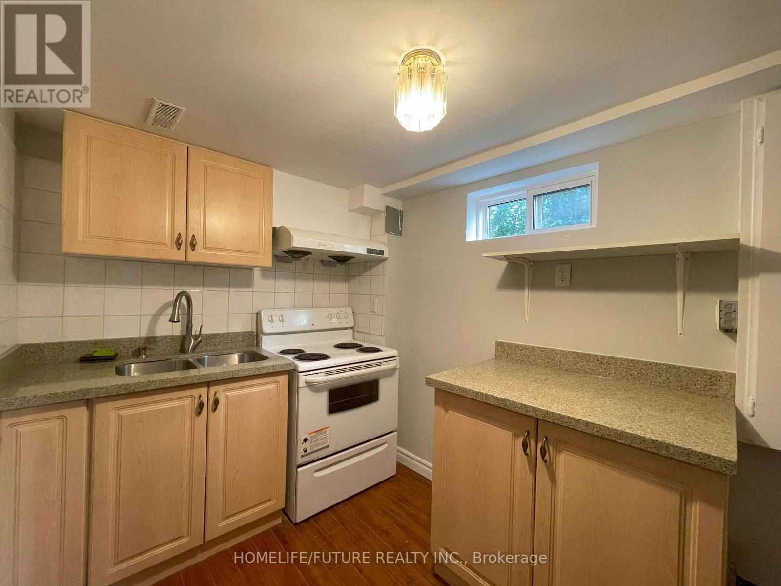 Bsmt - 92 Pettibone Square, Toronto (L'amoreaux), Ontario  M1W 2J2 - Photo 5 - E9263057