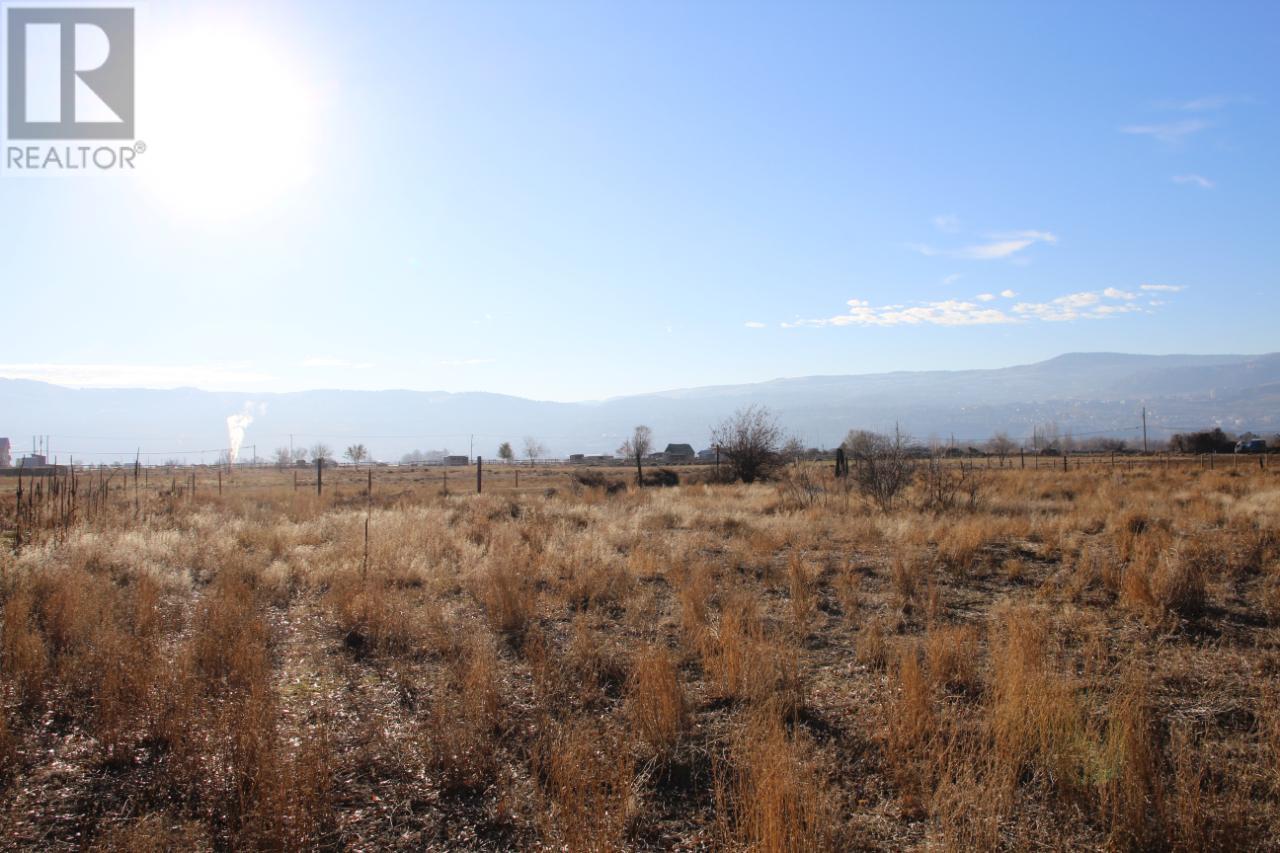 1211 Salish Road, Kamloops, British Columbia   - Photo 8 - 180462