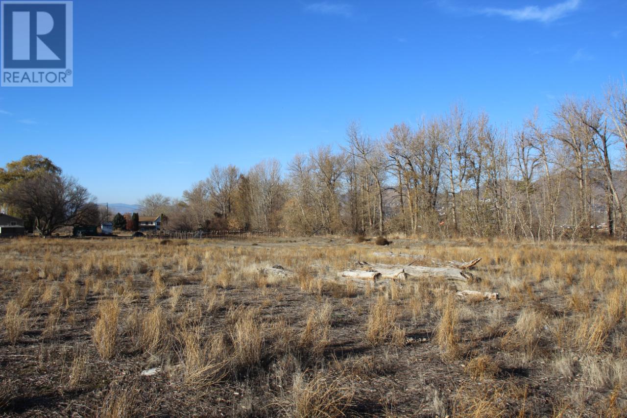 1211 Salish Road, Kamloops, British Columbia   - Photo 9 - 180462