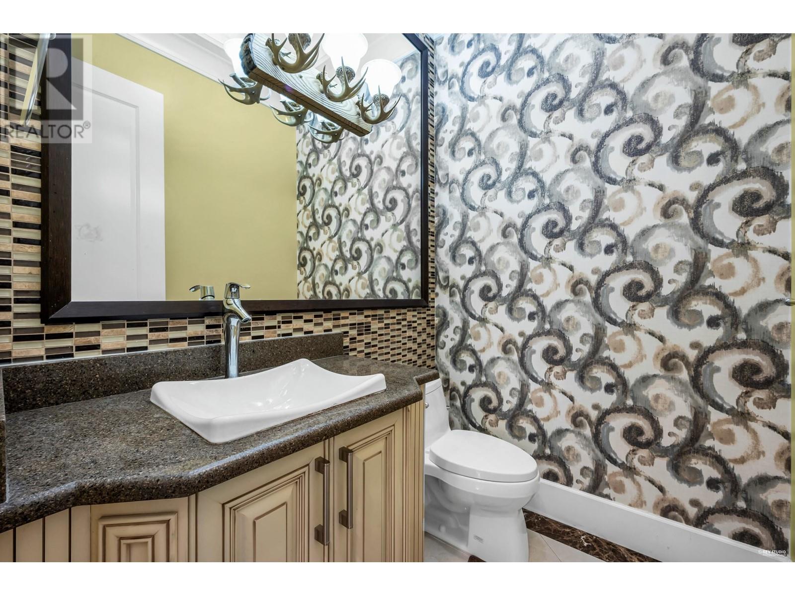 Listing Picture 15 of 40 : 3460 LAMOND AVENUE, Richmond / 烈治文 - 魯藝地產 Yvonne Lu Group - MLS Medallion Club Member