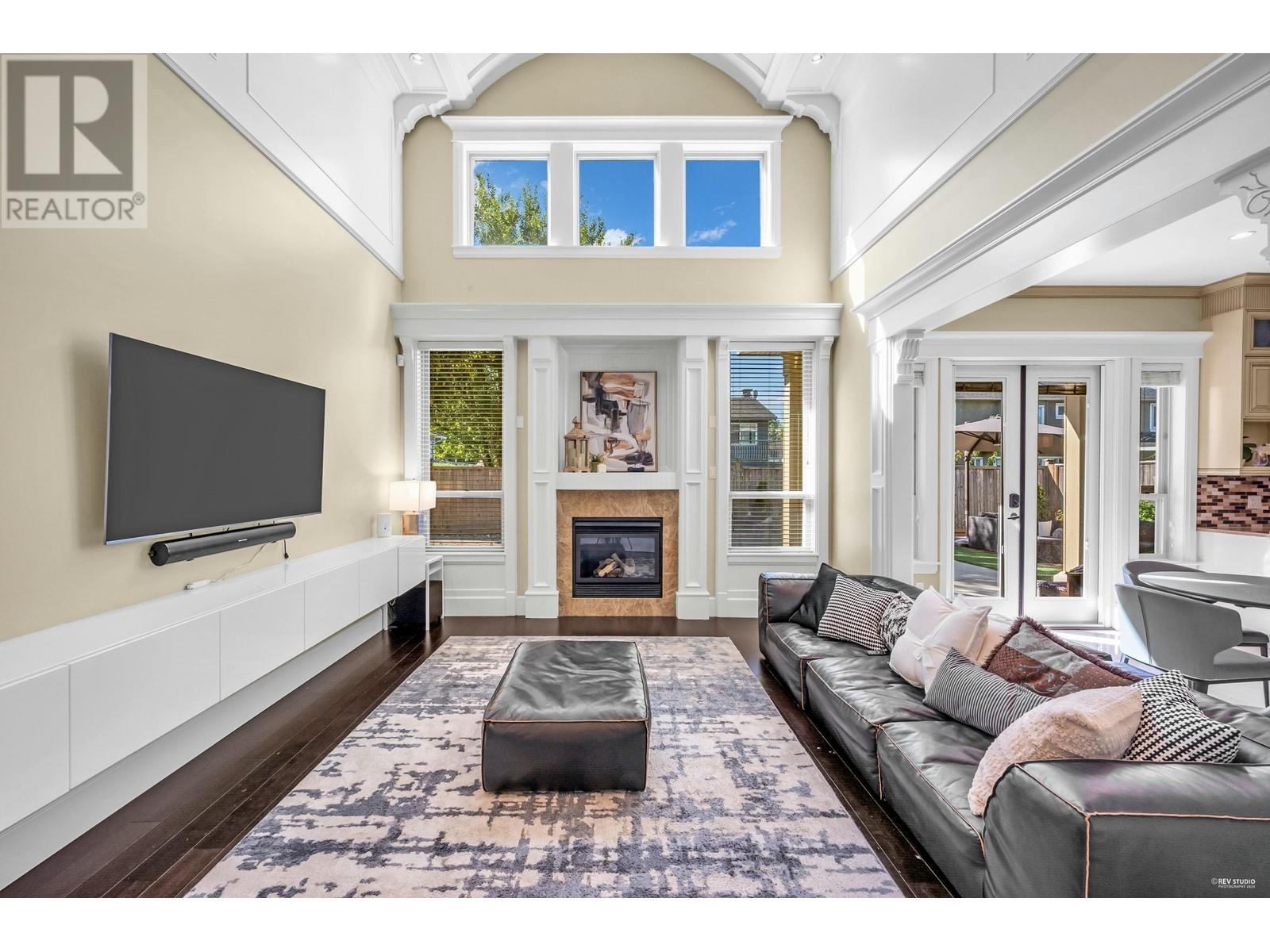 Listing Picture 18 of 40 : 3460 LAMOND AVENUE, Richmond / 烈治文 - 魯藝地產 Yvonne Lu Group - MLS Medallion Club Member