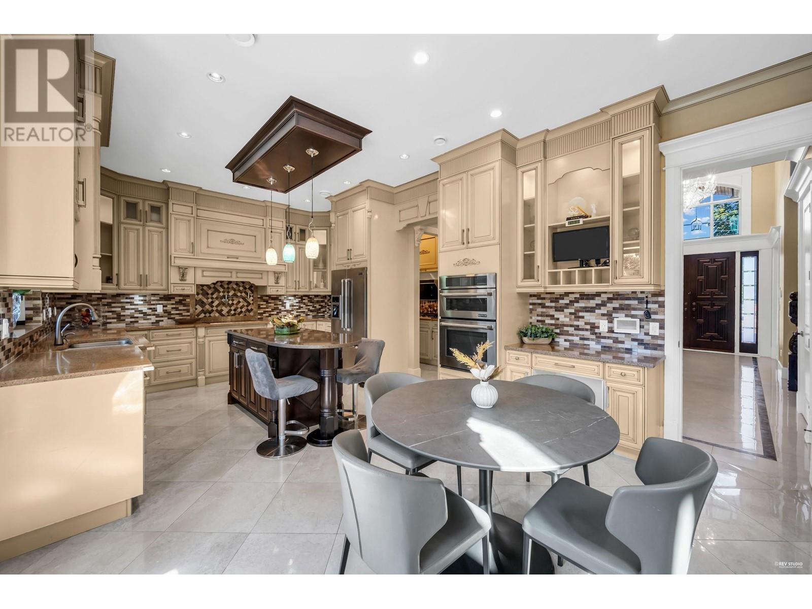 Listing Picture 6 of 40 : 3460 LAMOND AVENUE, Richmond / 烈治文 - 魯藝地產 Yvonne Lu Group - MLS Medallion Club Member