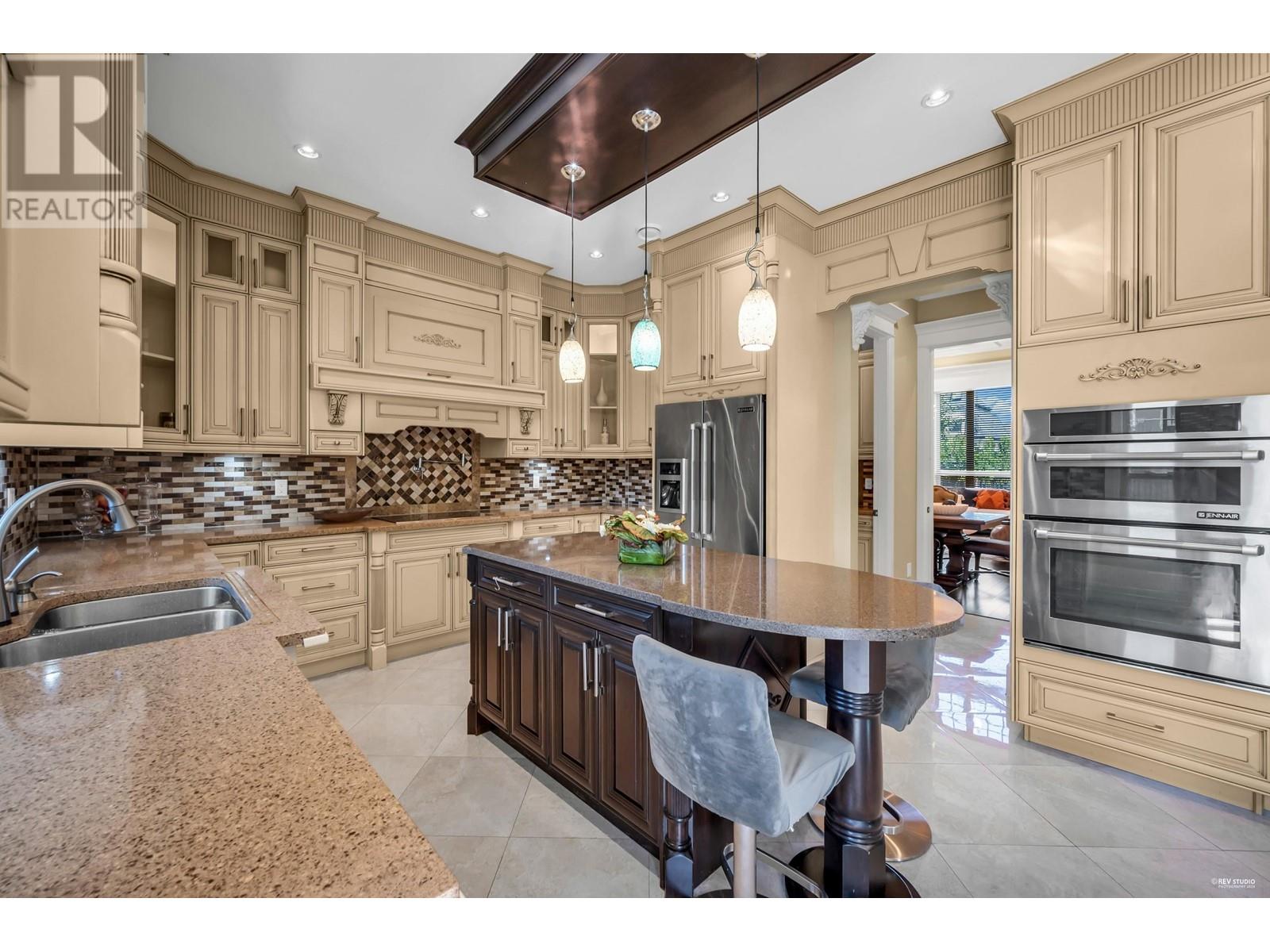 Listing Picture 7 of 40 : 3460 LAMOND AVENUE, Richmond / 烈治文 - 魯藝地產 Yvonne Lu Group - MLS Medallion Club Member