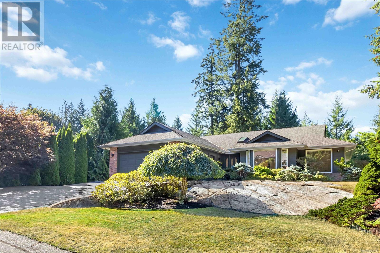 8574 KINGCOME Cres, north saanich, British Columbia