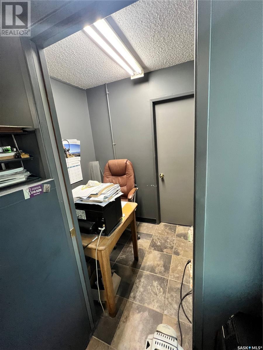 280 Central Street, Melfort, Saskatchewan  S0E 1A0 - Photo 8 - SK981121