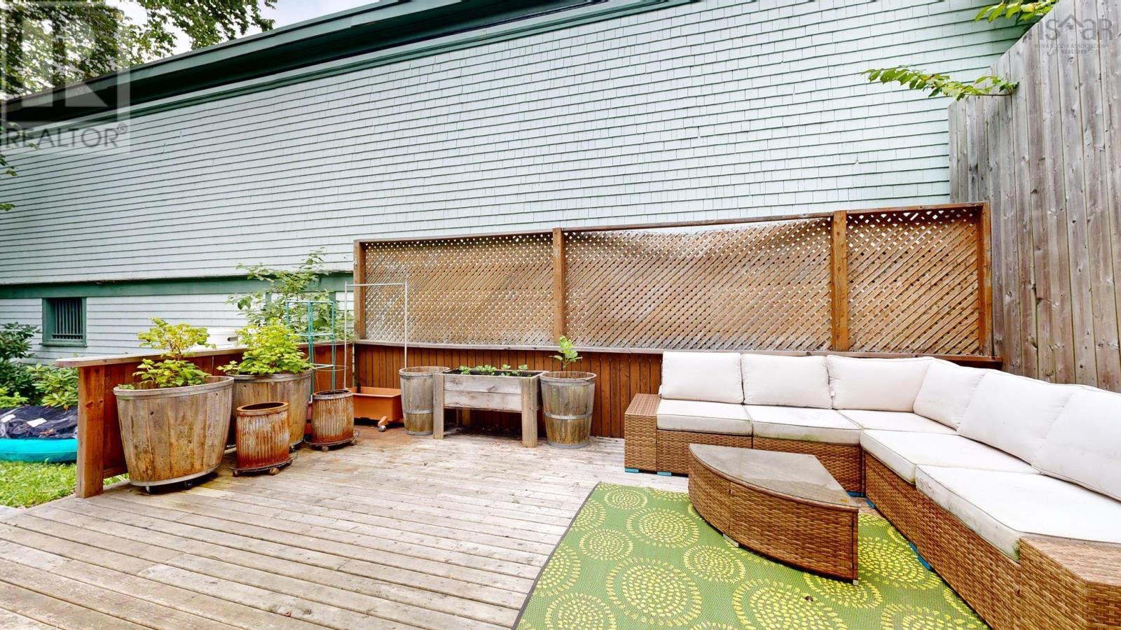 16 John Street, Shelburne, Nova Scotia  B0T 1W0 - Photo 37 - 202420134