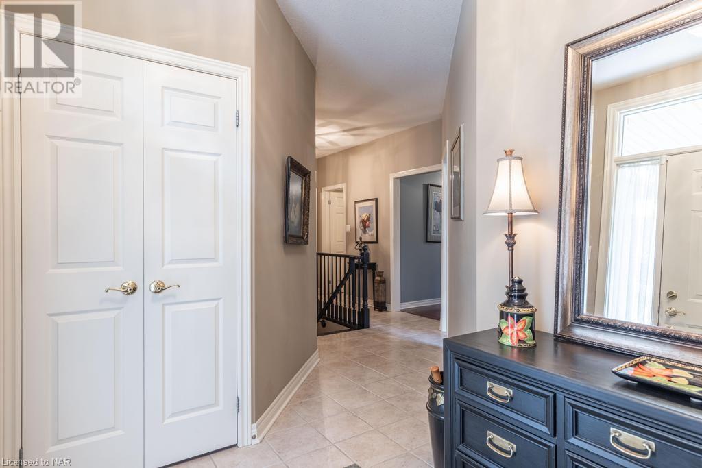 2234 Stonehaven Avenue, Niagara Falls, Ontario  L2J 4K2 - Photo 5 - 40636035