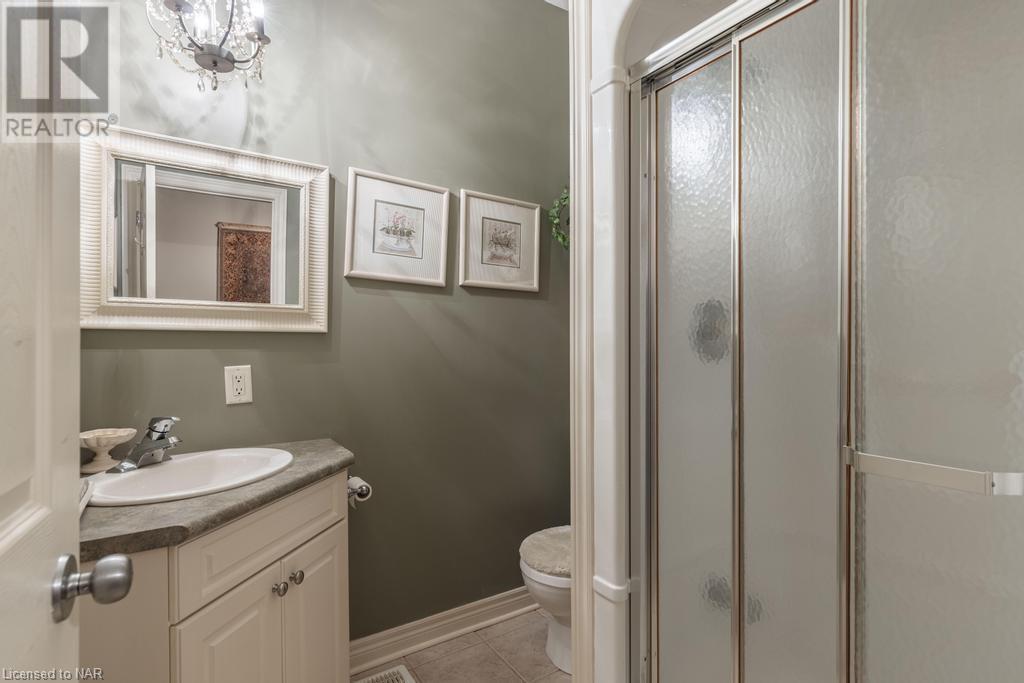 2234 Stonehaven Avenue, Niagara Falls, Ontario  L2J 4K2 - Photo 6 - 40636035