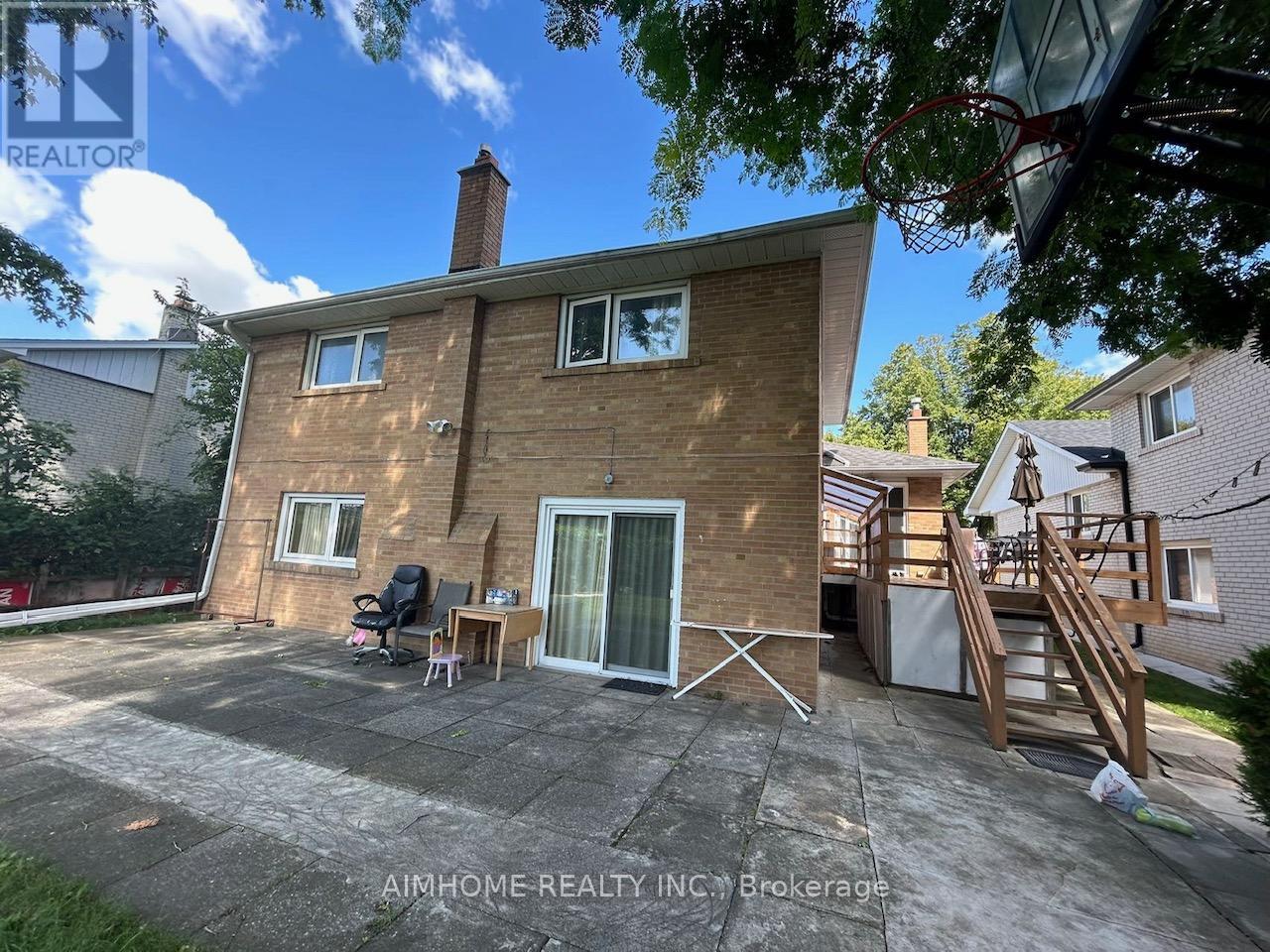 Upper - 7 Adamede Crescent, Toronto (Bayview Woods-Steeles), Ontario  M2H 1B6 - Photo 2 - C9263412