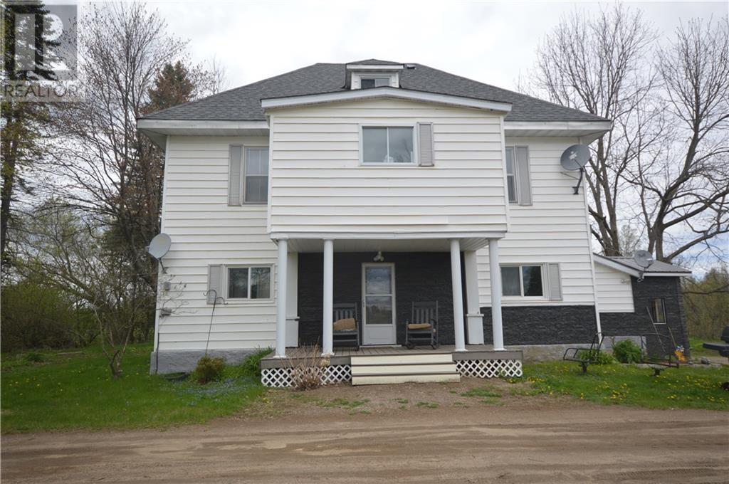 2879 Lake Dore Road, North Algona Wilberforce, Ontario  K7V 1X0 - Photo 1 - X9515460