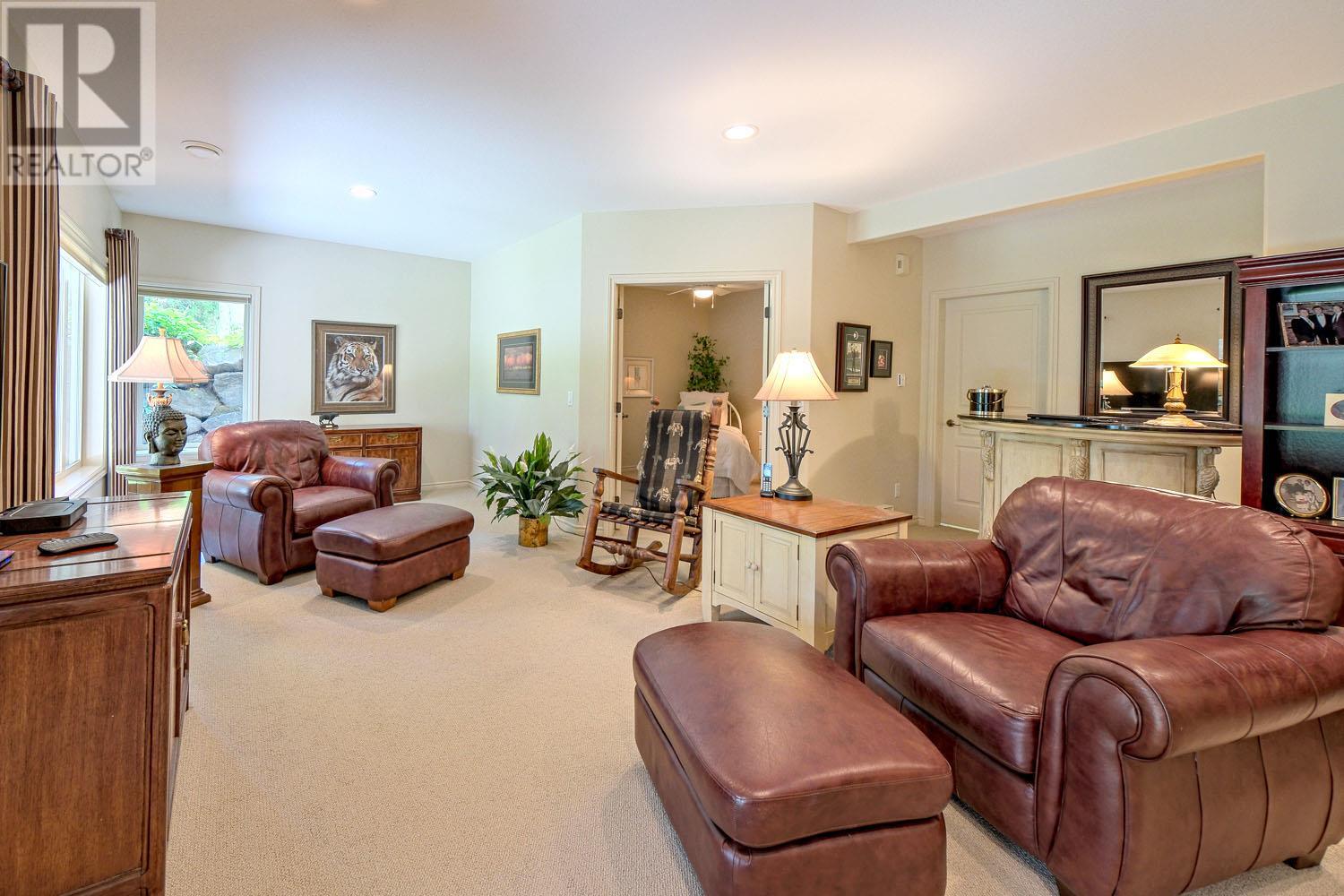 4100 Gallaghers Parkland Drive Unit# 18 Kelowna