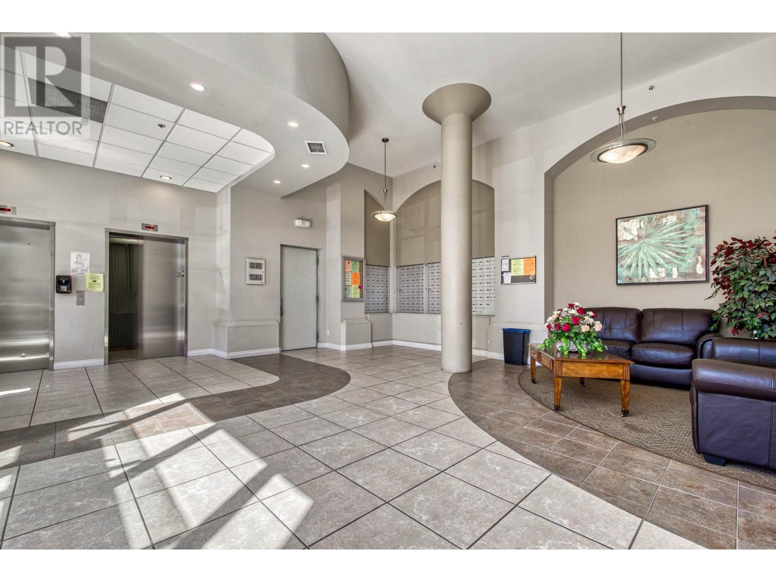 231-689 Tranquille Rd, Kamloops, British Columbia  V2C 2L3 - Photo 3 - 180470