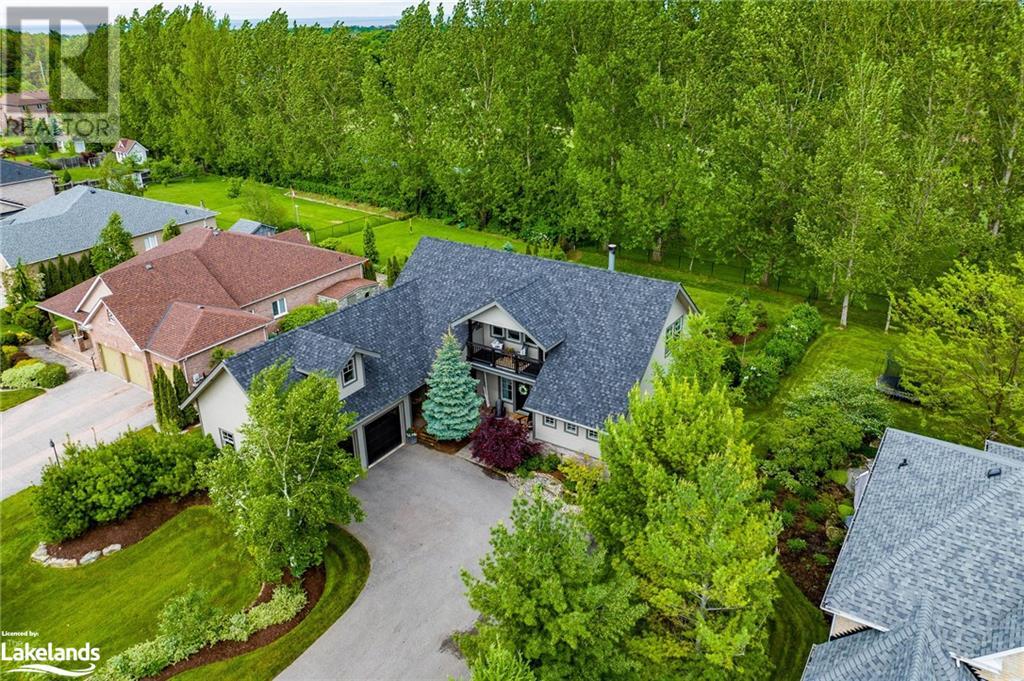 23 KELLS Crescent, collingwood, Ontario