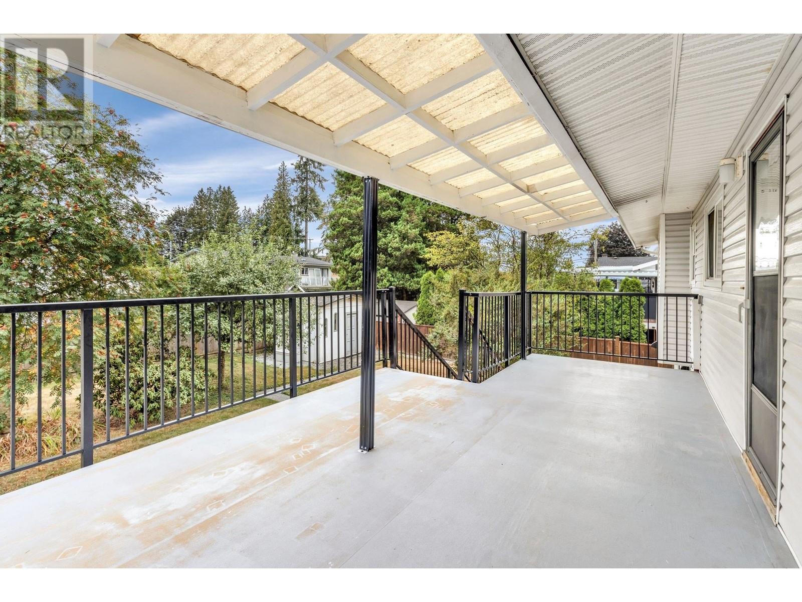 19536 118b Avenue, Pitt Meadows, British Columbia  V3Y 1L3 - Photo 23 - R2916937