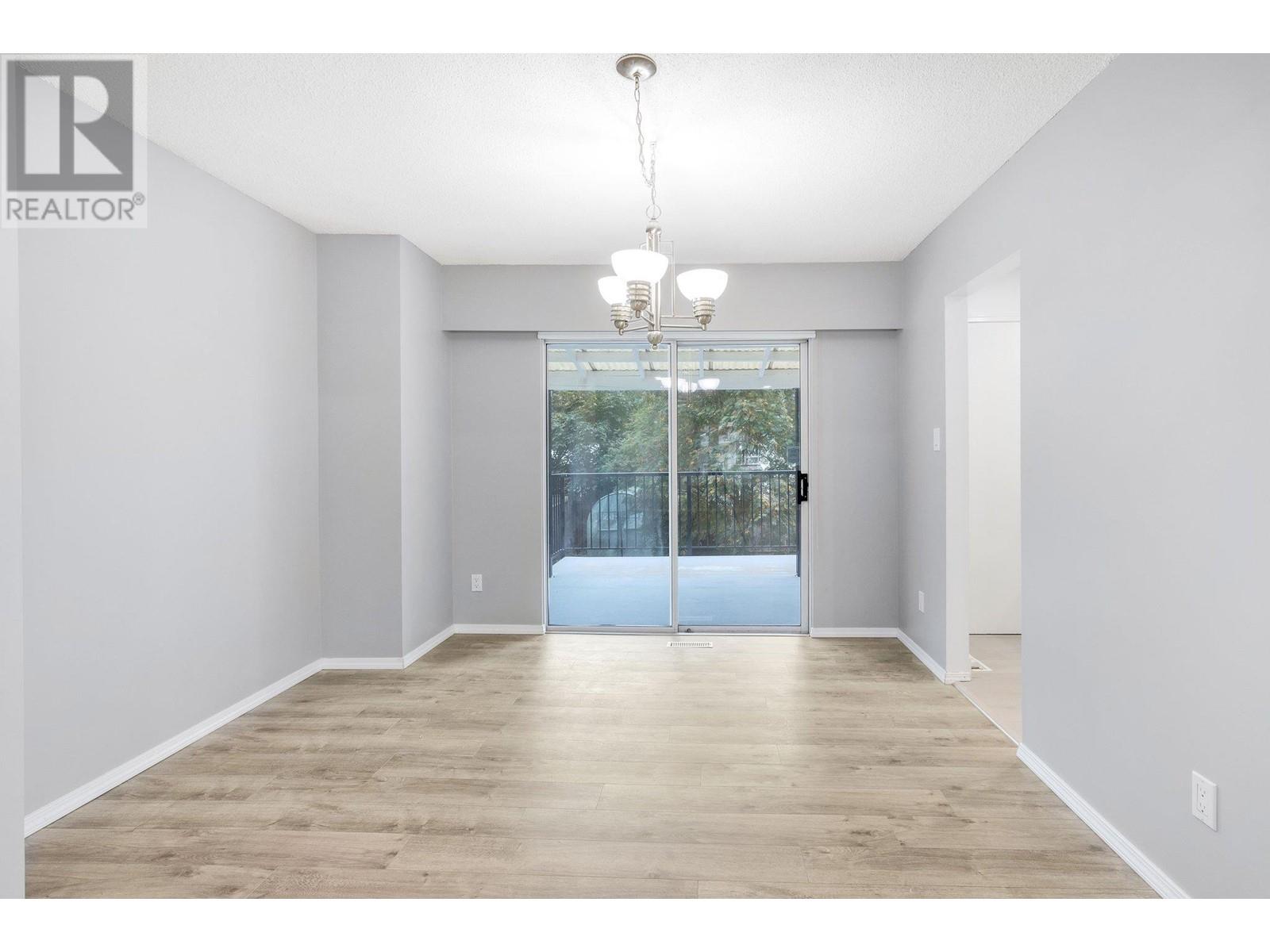 19536 118b Avenue, Pitt Meadows, British Columbia  V3Y 1L3 - Photo 12 - R2916937