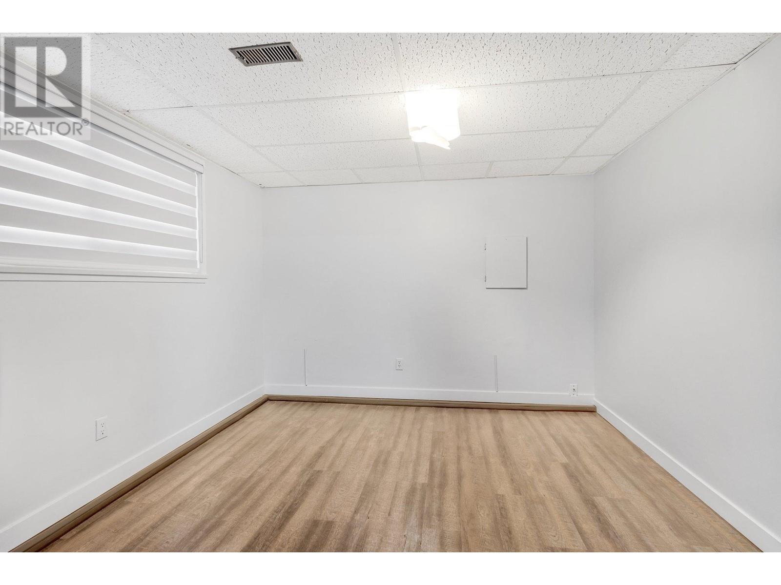 19536 118b Avenue, Pitt Meadows, British Columbia  V3Y 1L3 - Photo 28 - R2916937