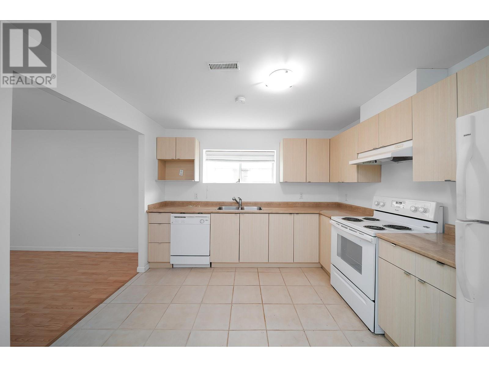 3063 Rosemont Drive, Vancouver, British Columbia V5S 2C8 - Photo 22 - R2917134