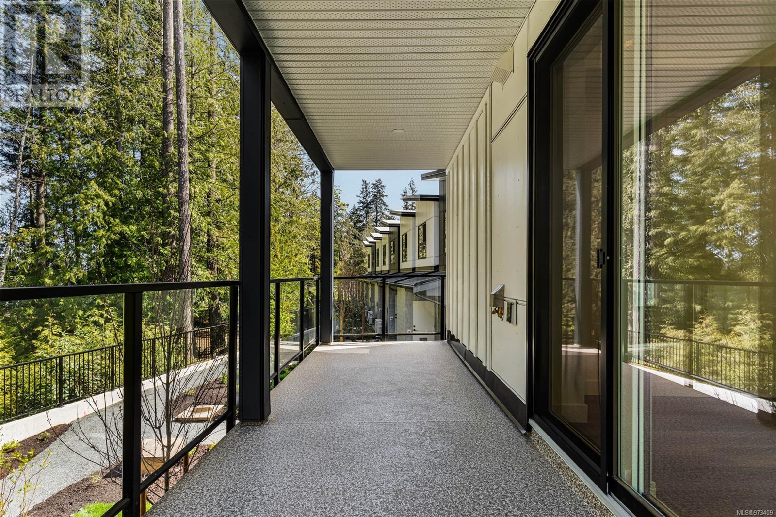 Property at 2821 Caster Pl image 3
