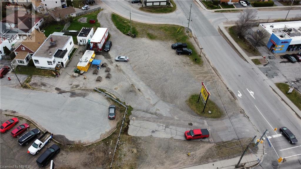 104 Highland Road, North Bay, Ontario  P1B 6K4 - Photo 4 - 40635676