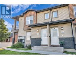 1002 1015 Patrick CRESCENT Willowgrove