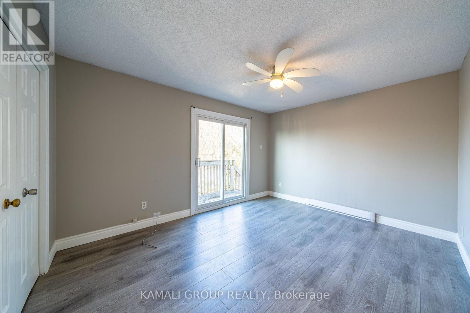 Upper - 380 Phillip Murray Avenue, Oshawa (Lakeview), Ontario  L1J 1H3 - Photo 13 - E9264459