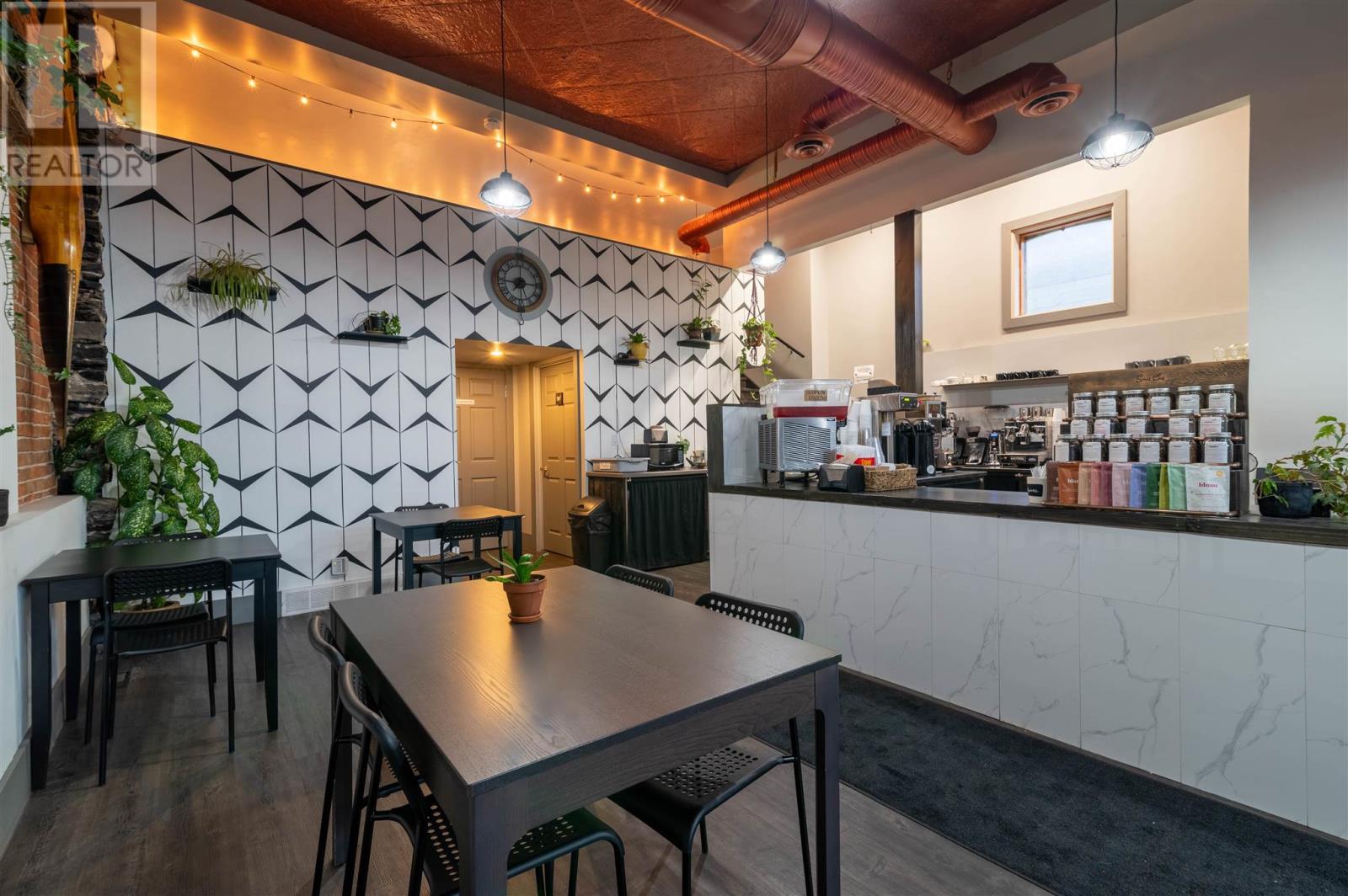 210 Second St S, Kenora, Ontario  P9N 1G2 - Photo 8 - TB240936