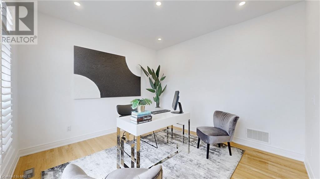 2238 Lyndhurst Drive, Oakville, Ontario  L6H 7V4 - Photo 17 - 40635698