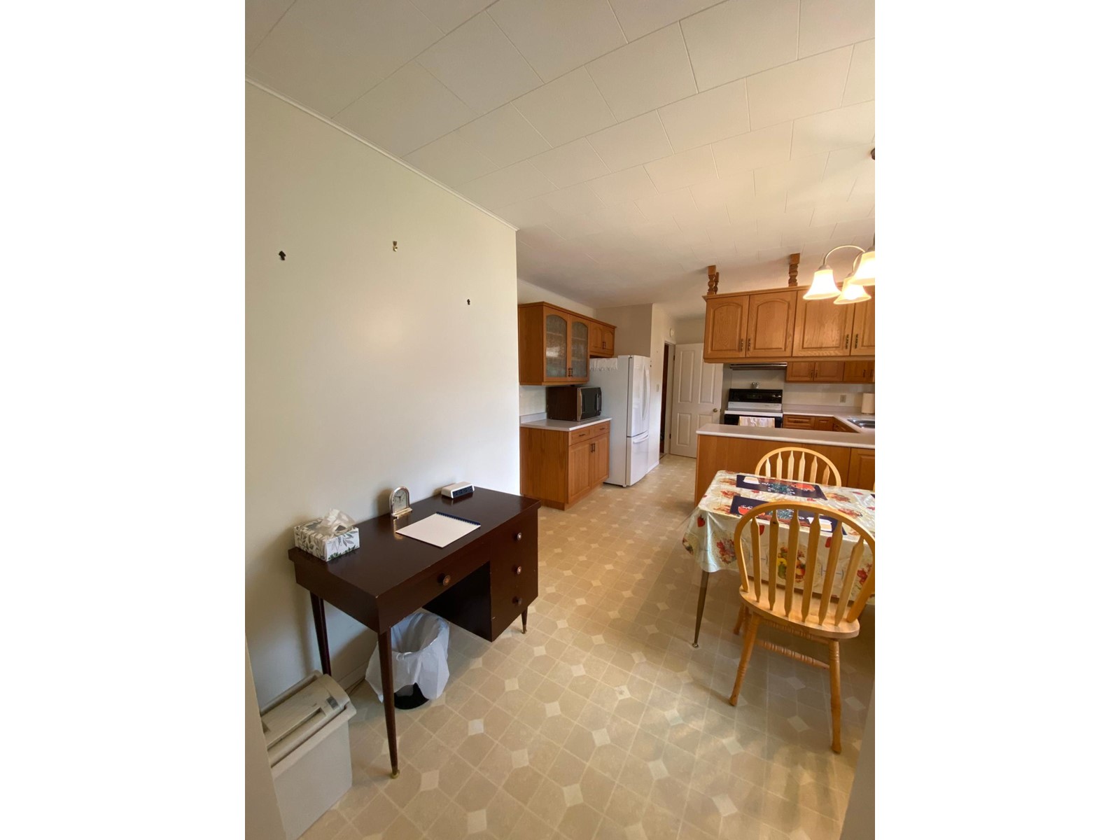 2705 5th Avenue, Castlegar, British Columbia  V1N 2T9 - Photo 11 - 2479070