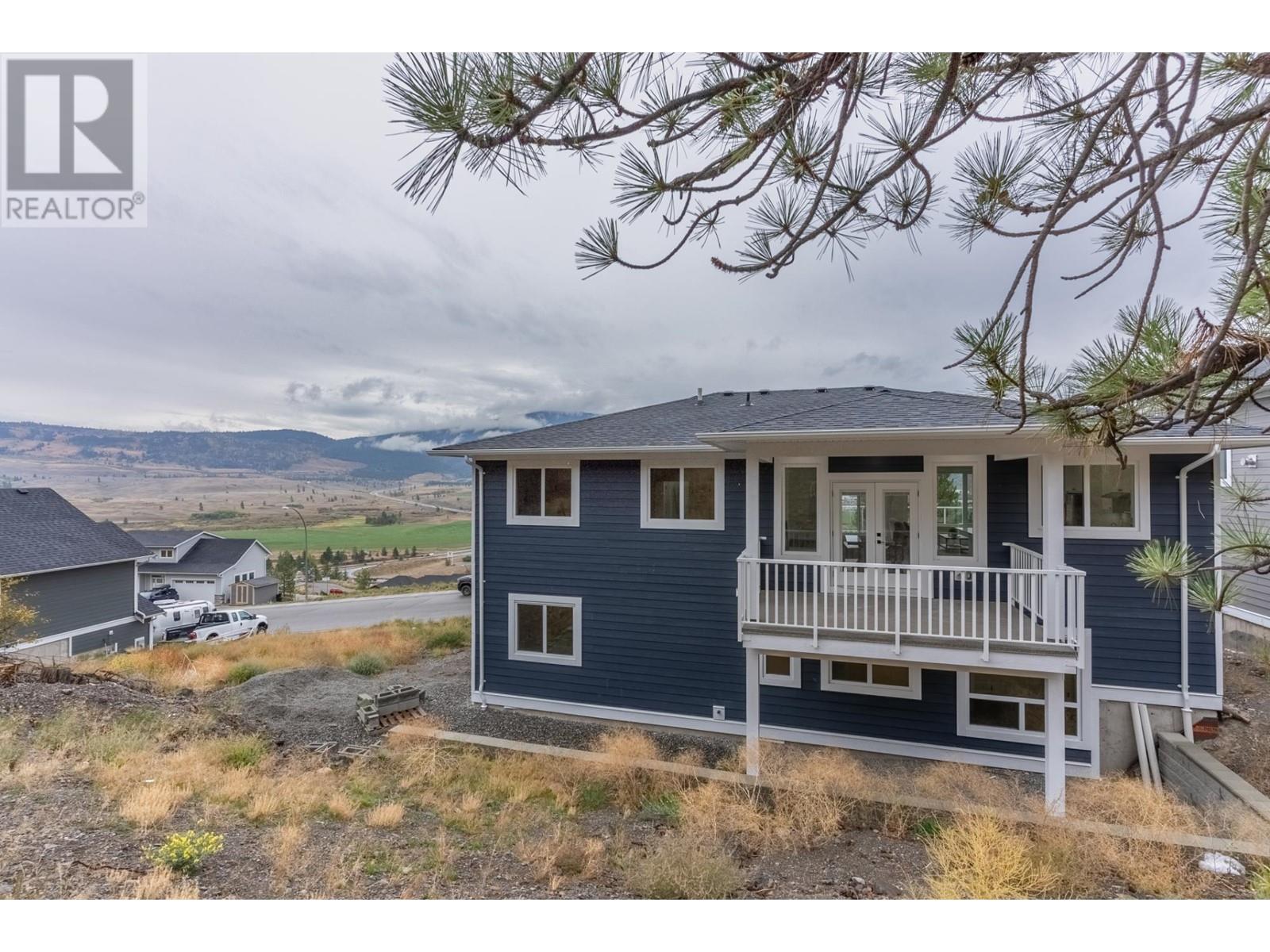 2737 Peregrine Way, Merritt, British Columbia  V1K 0B3 - Photo 2 - 180480