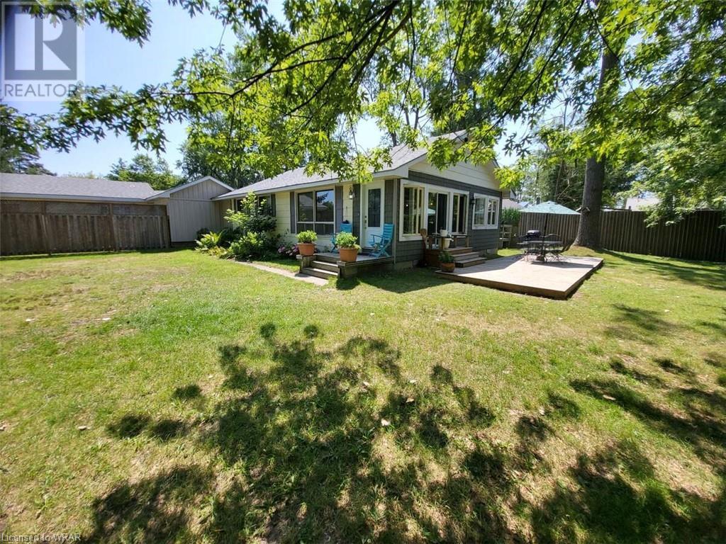 261 Erie Boulevard, Long Point, Ontario  N0E 1M0 - Photo 1 - 40636525