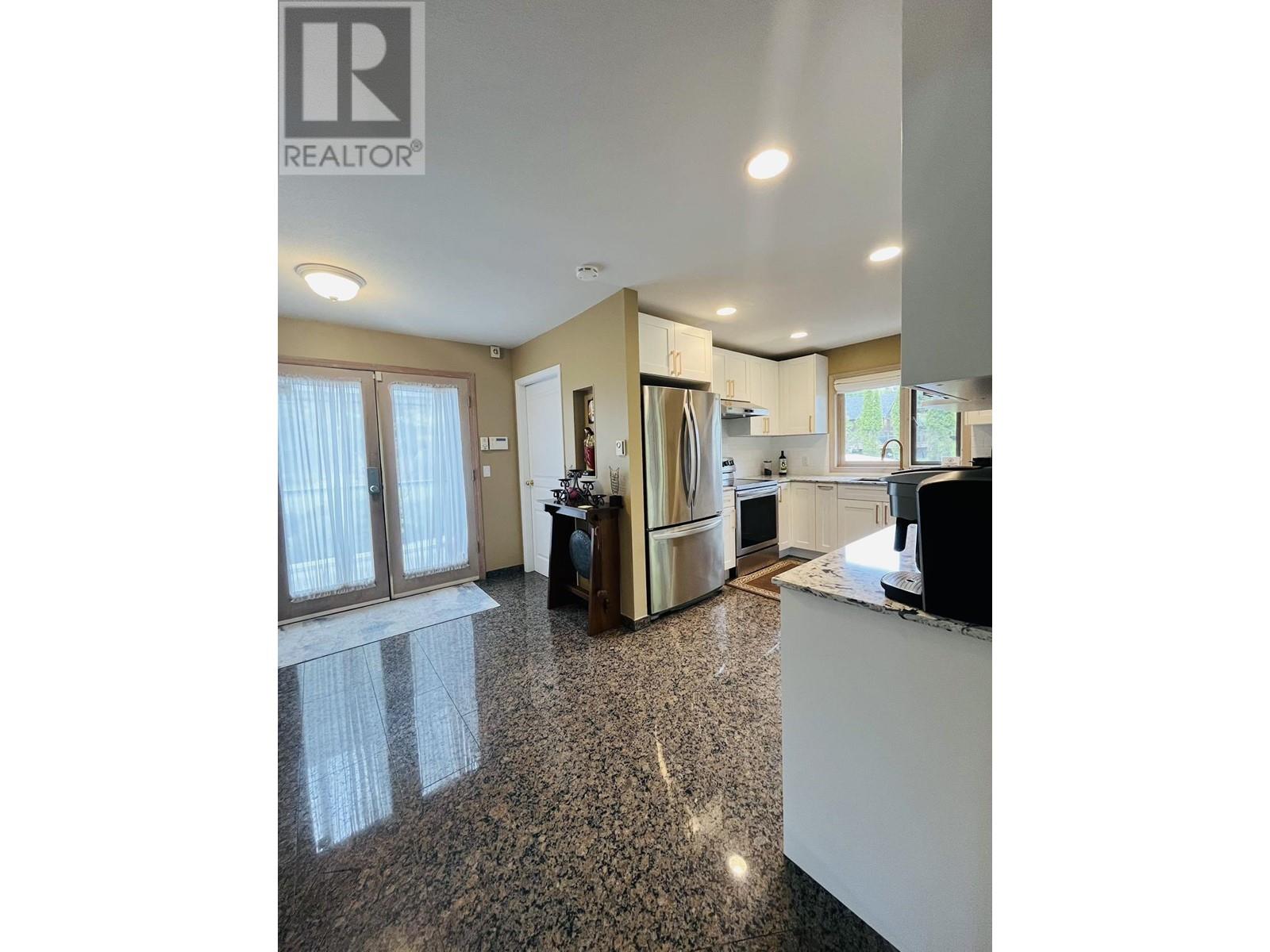 12881 Sunshine Coast Highway, Madeira Park, British Columbia  V0N 2H1 - Photo 1 - R2916924