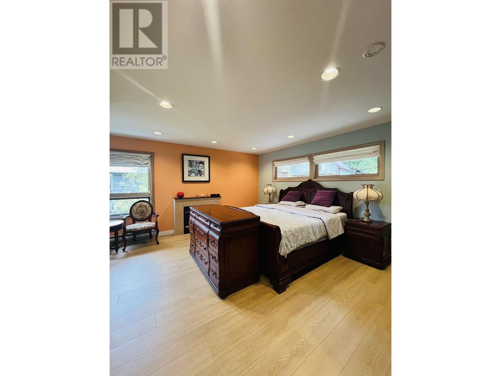 12881 Sunshine Coast Highway, Madeira Park, British Columbia  V0N 2H1 - Photo 9 - R2916924
