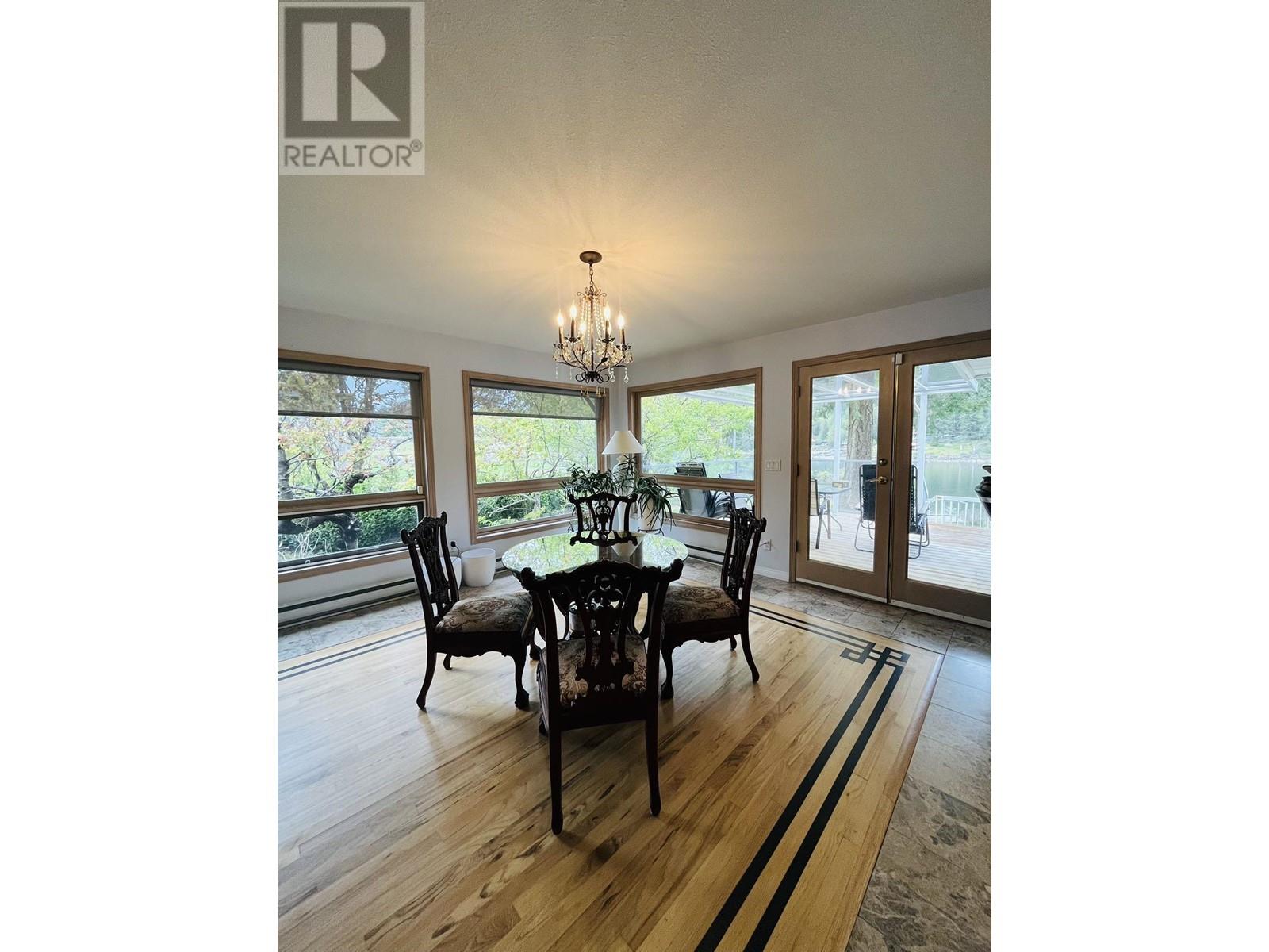 12881 Sunshine Coast Highway, Madeira Park, British Columbia  V0N 2H1 - Photo 5 - R2916924