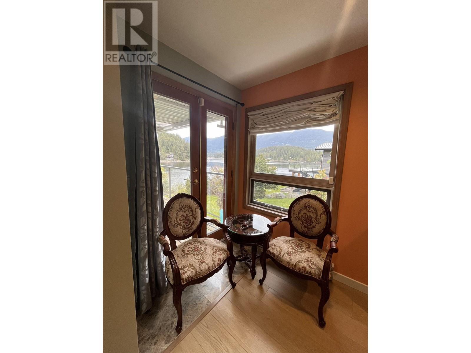 12881 Sunshine Coast Highway, Madeira Park, British Columbia  V0N 2H1 - Photo 10 - R2916924
