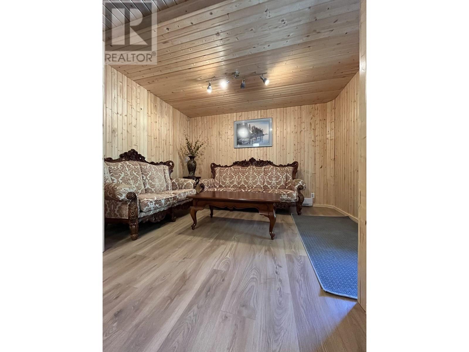12881 Sunshine Coast Highway, Madeira Park, British Columbia  V0N 2H1 - Photo 22 - R2916924