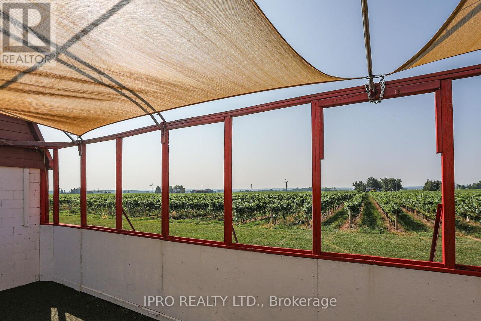 1027 Niagara Stone Road, Niagara-On-The-Lake, Ontario  L0S 1J0 - Photo 13 - X9264852