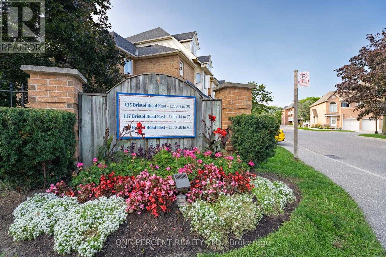 61 - 117 Bristol Road E, Mississauga (Hurontario), Ontario  L4Z 3P6 - Photo 2 - W9265068