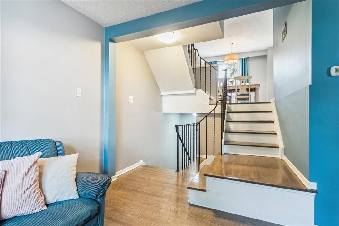 2121 Mountain Grove Avenue, Burlington, Ontario  L7P 2H8 - Photo 9 - H4202497