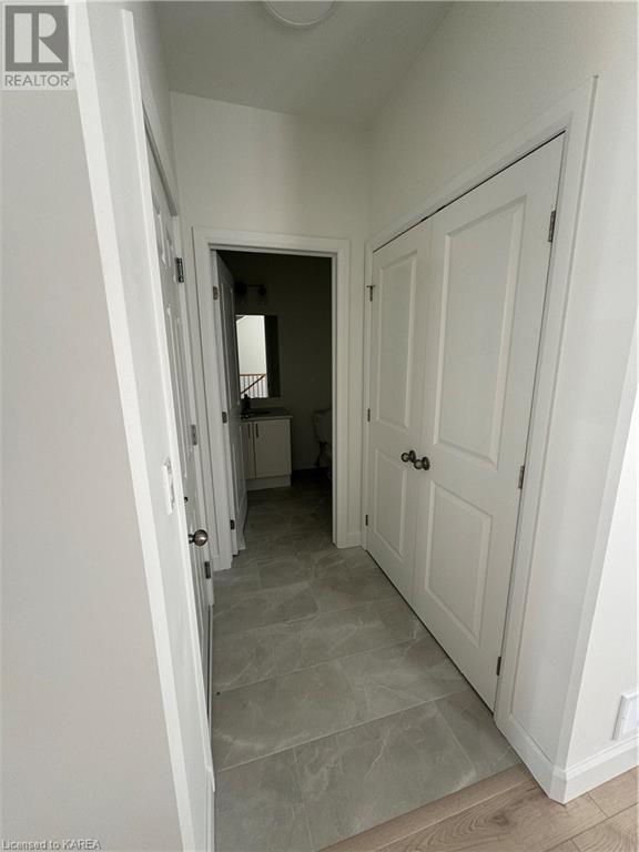 226 Dr Richard James Crescent, Amherstview, Ontario  K7N 0E9 - Photo 4 - 40636610