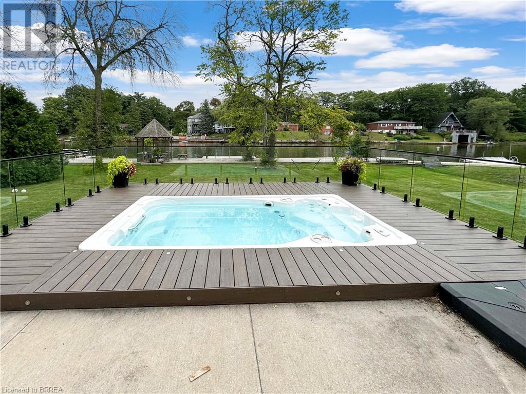 211 Old Mosley Street, Wasaga Beach, Ontario  L9Z 2J2 - Photo 4 - 40631723