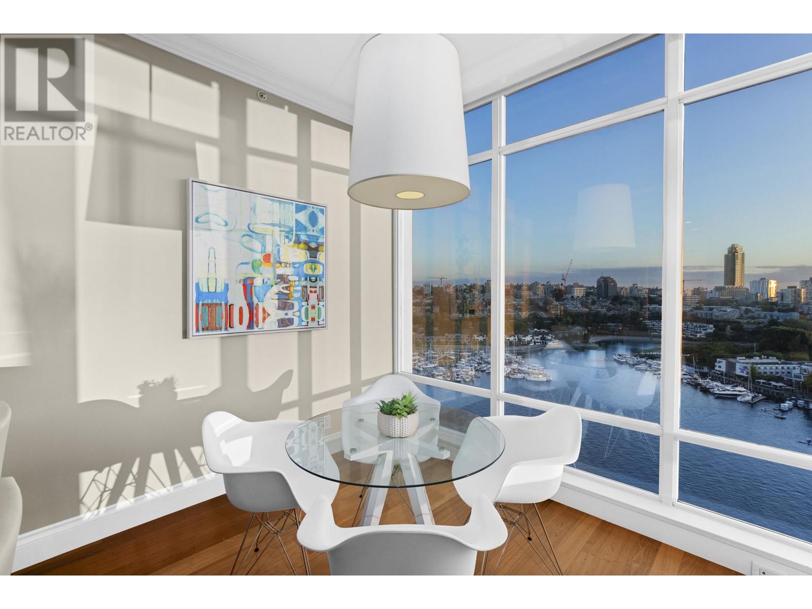 Listing Picture 11 of 40 : 2002 1515 HOMER MEWS, Vancouver / 溫哥華 - 魯藝地產 Yvonne Lu Group - MLS Medallion Club Member