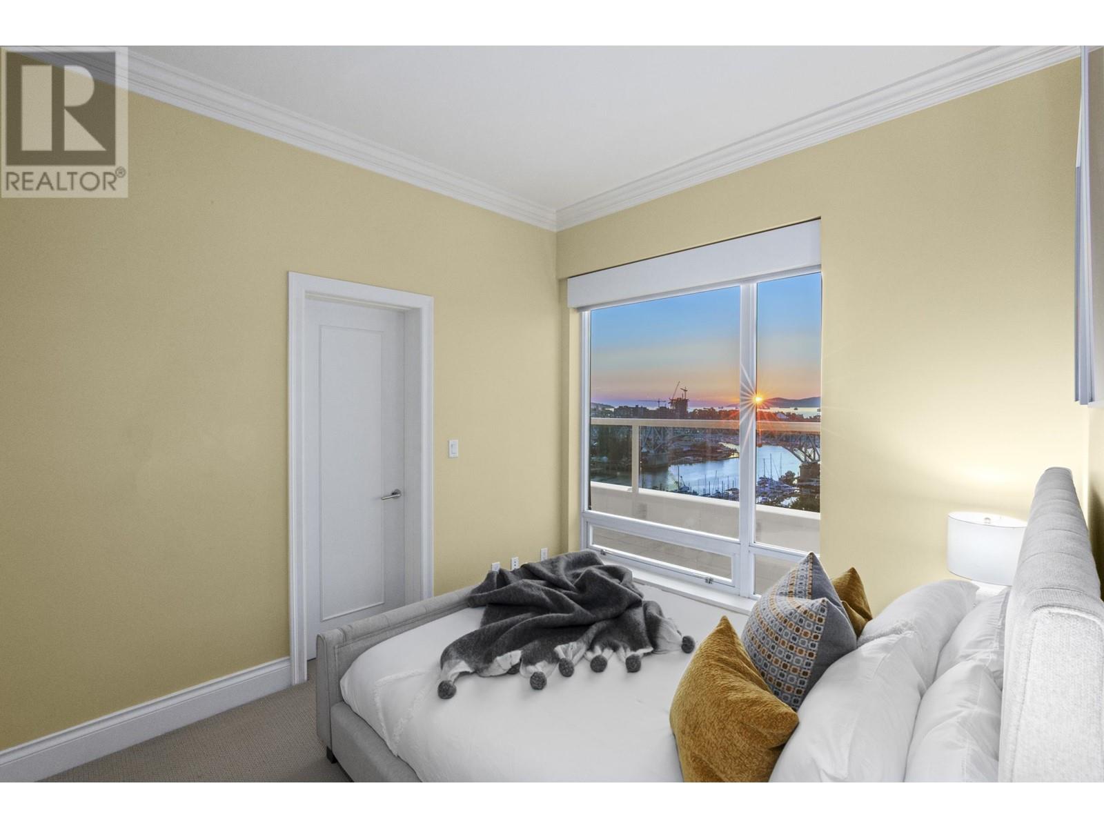 Listing Picture 25 of 40 : 2002 1515 HOMER MEWS, Vancouver / 溫哥華 - 魯藝地產 Yvonne Lu Group - MLS Medallion Club Member