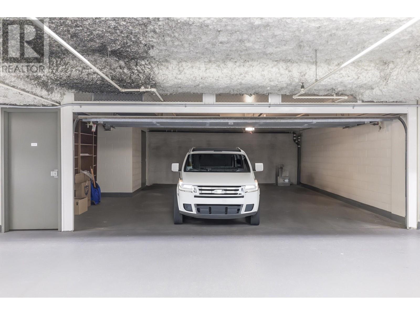 Listing Picture 31 of 40 : 2002 1515 HOMER MEWS, Vancouver / 溫哥華 - 魯藝地產 Yvonne Lu Group - MLS Medallion Club Member